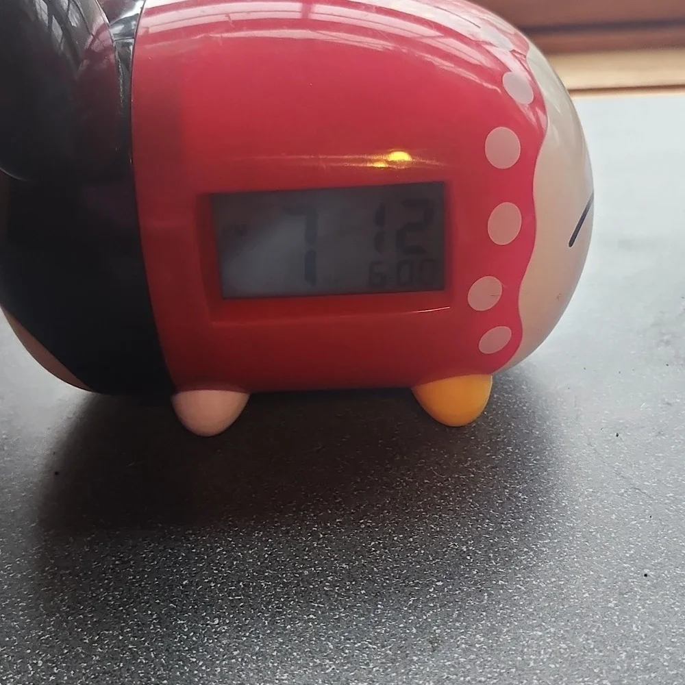 Disney Minnie Mouse Tsum Tsum Digital Alarm Clock Red Black White Yellow